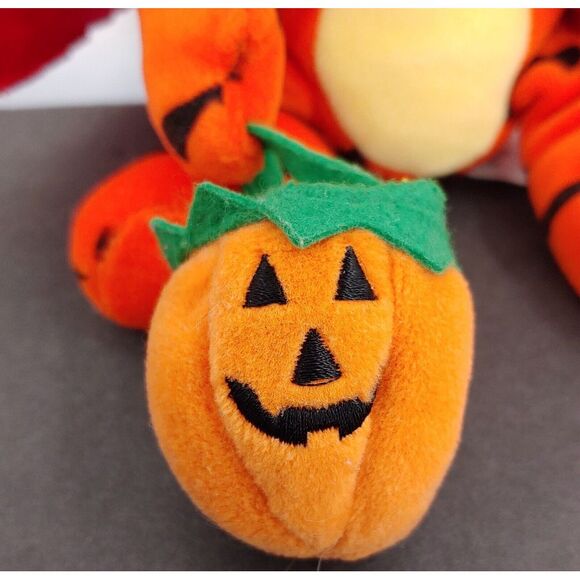 Vintage Disney Winnie the Pooh Tigger In Devil Costume 9" Halloween Plush - Picture 5 of 6